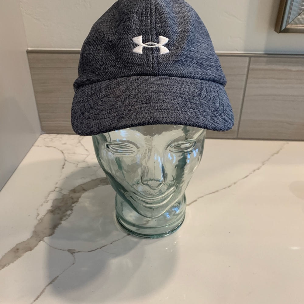 Under Armour Gray Ball Cap Hat - Picture 2 of 7